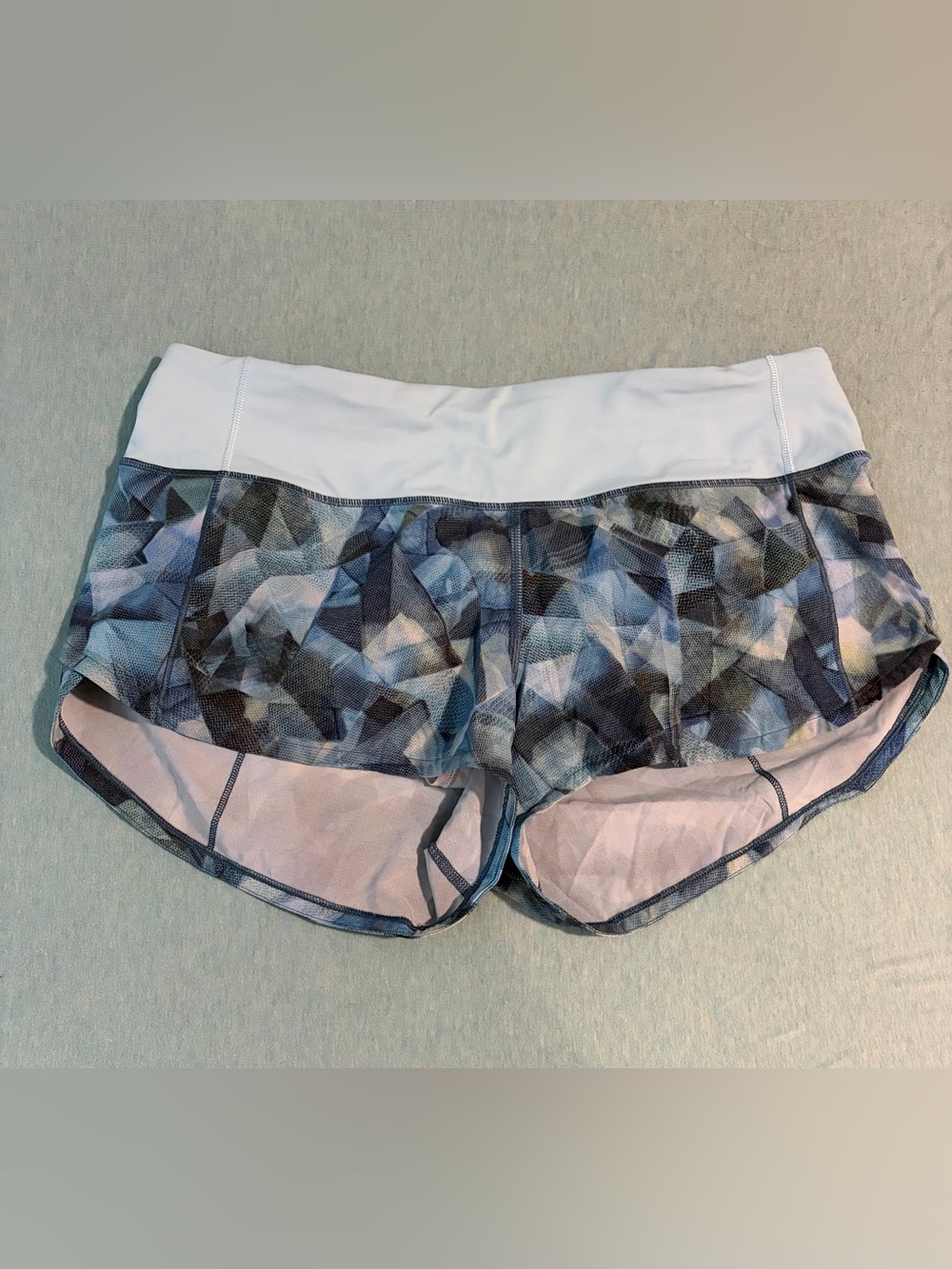Lululemon Speed Up Shorts in City Shadow Alpine White Multi & Blue Glow